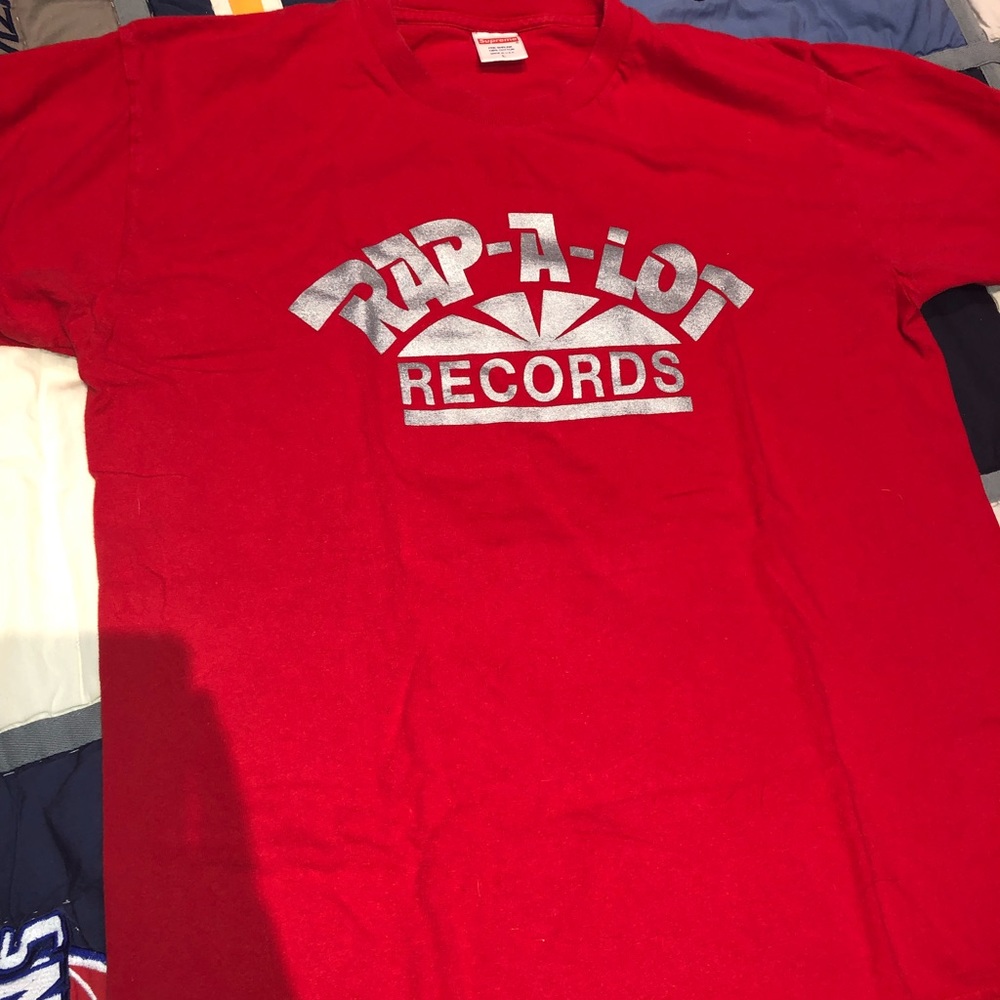 Supreme t shirt
